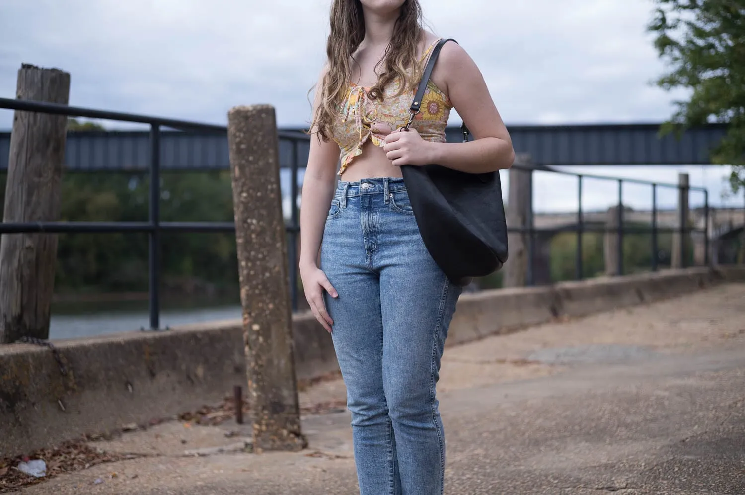 CELESTE LEATHER HOBO BAG - MEDIUM - BLACK BISON
