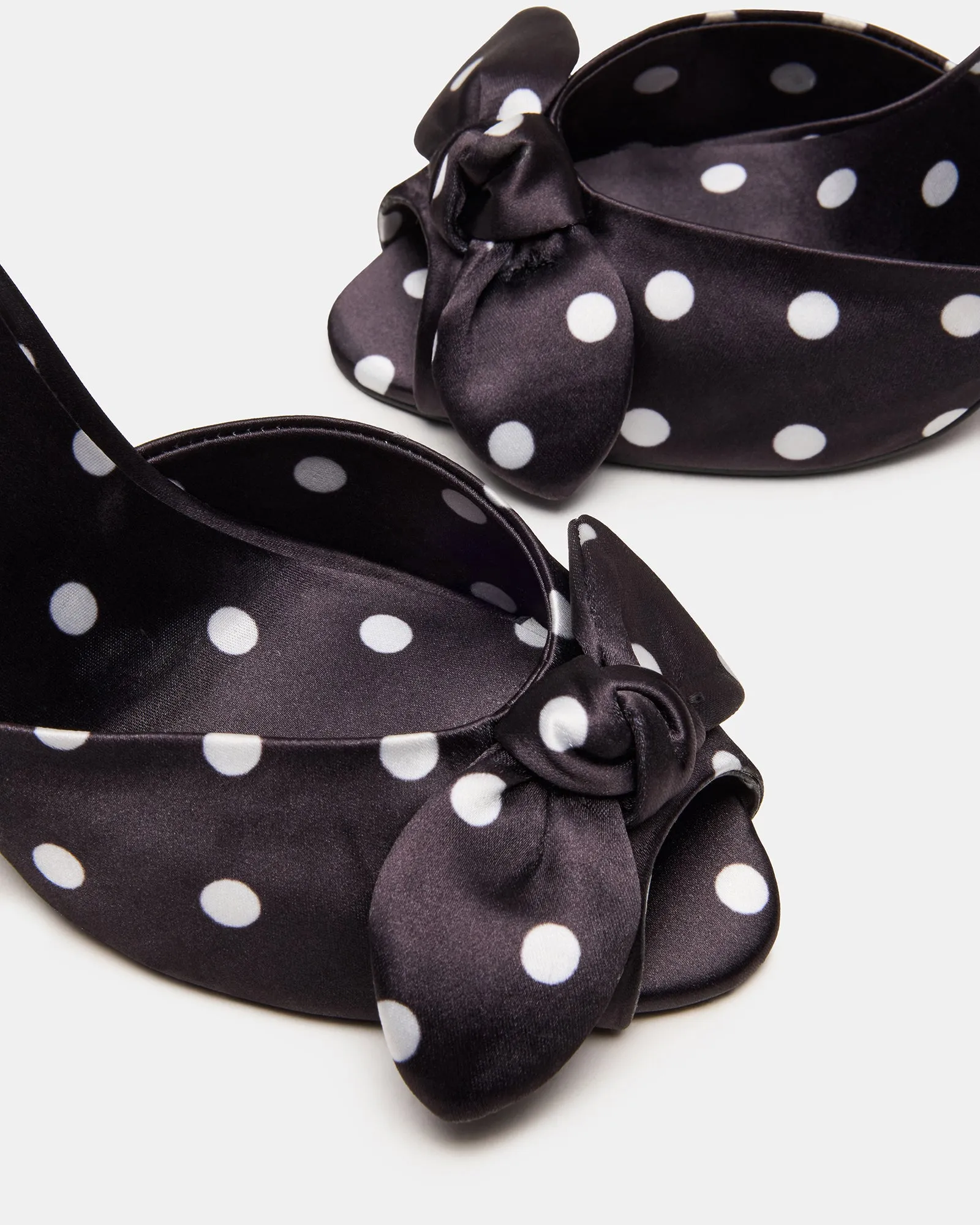 DAPPER BLACK/WHITE POLKA DOT