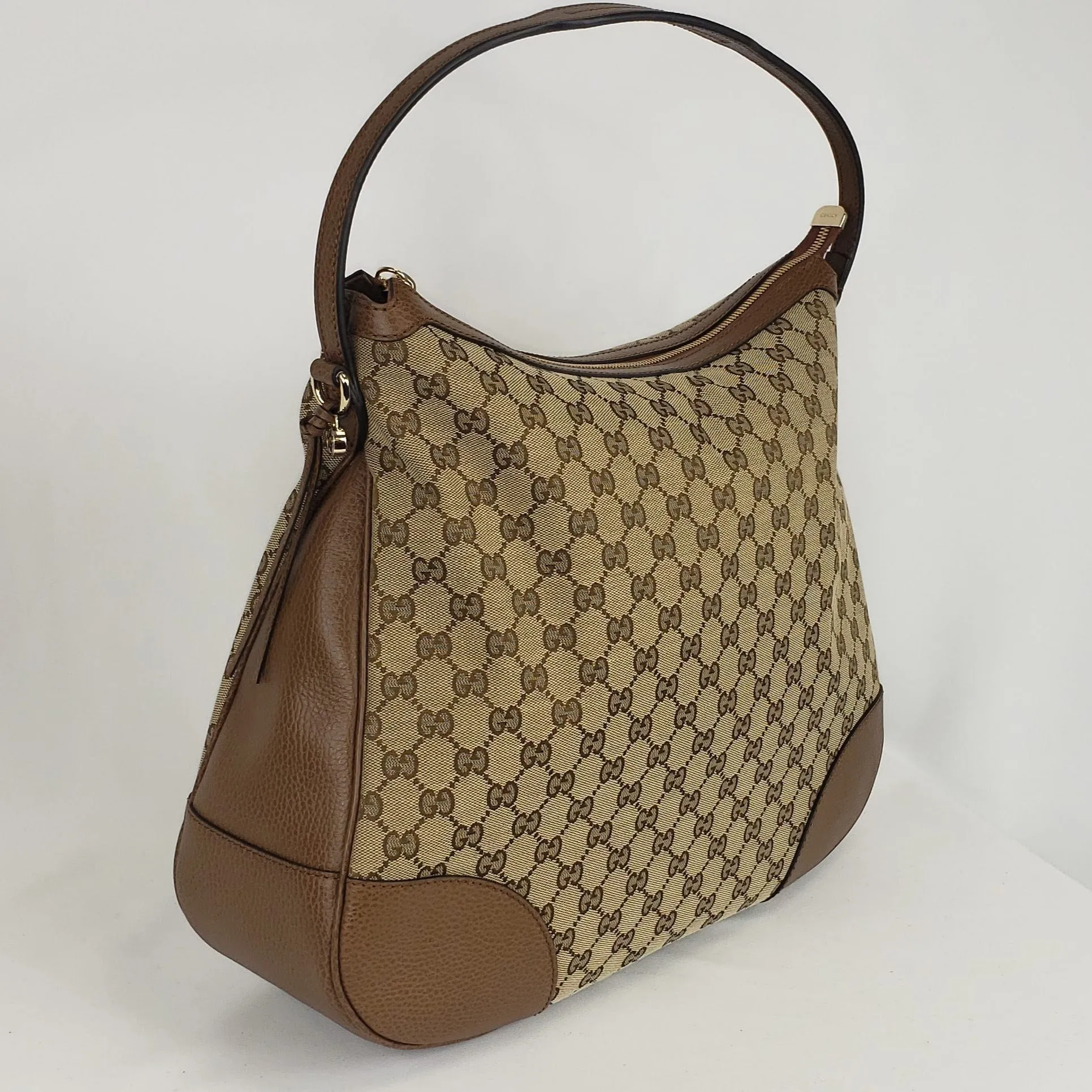 Gucci Large GG Supreme Canvas Hobo Handbag in Beige