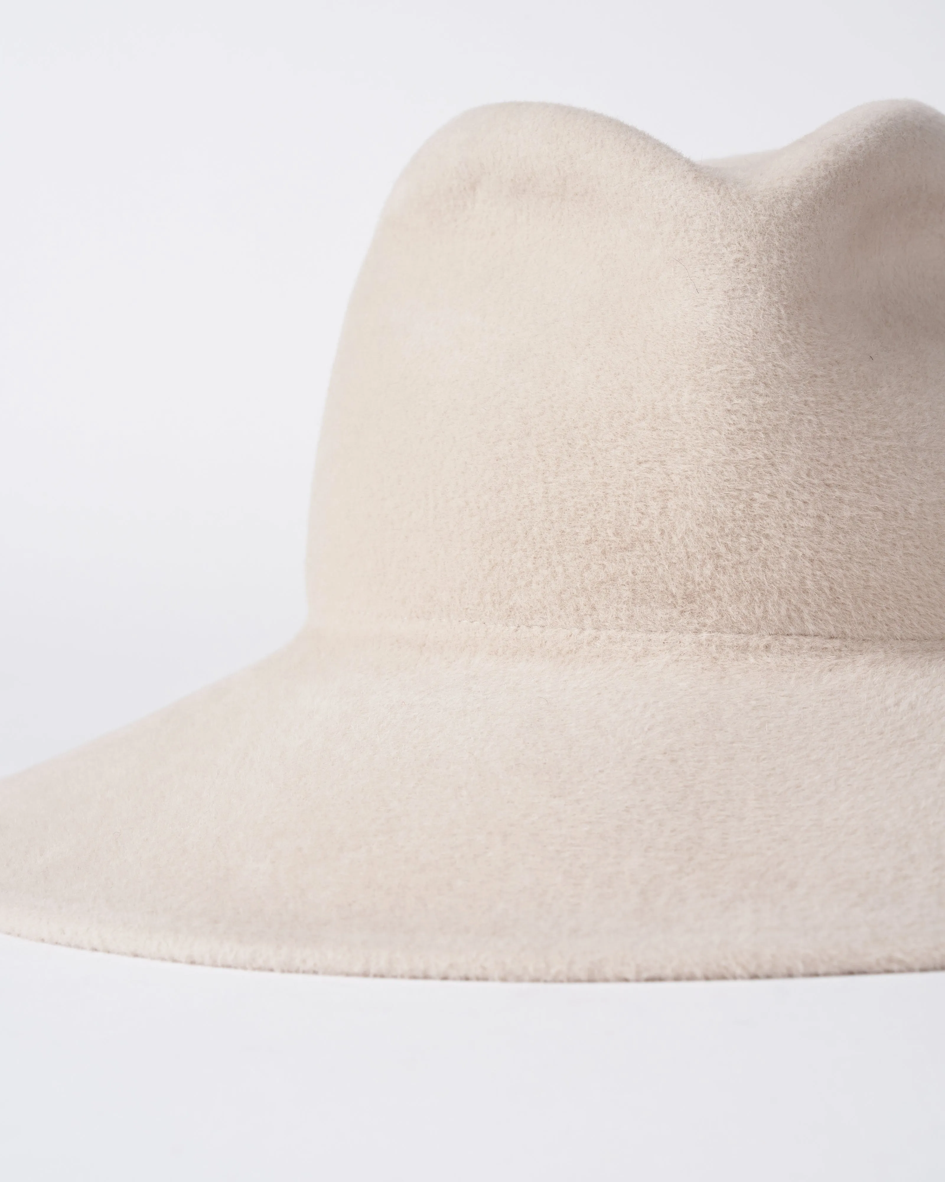 re-fedora - wax