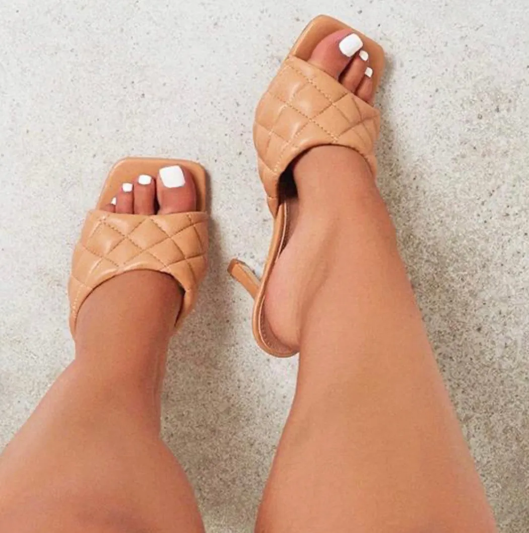White House Heels